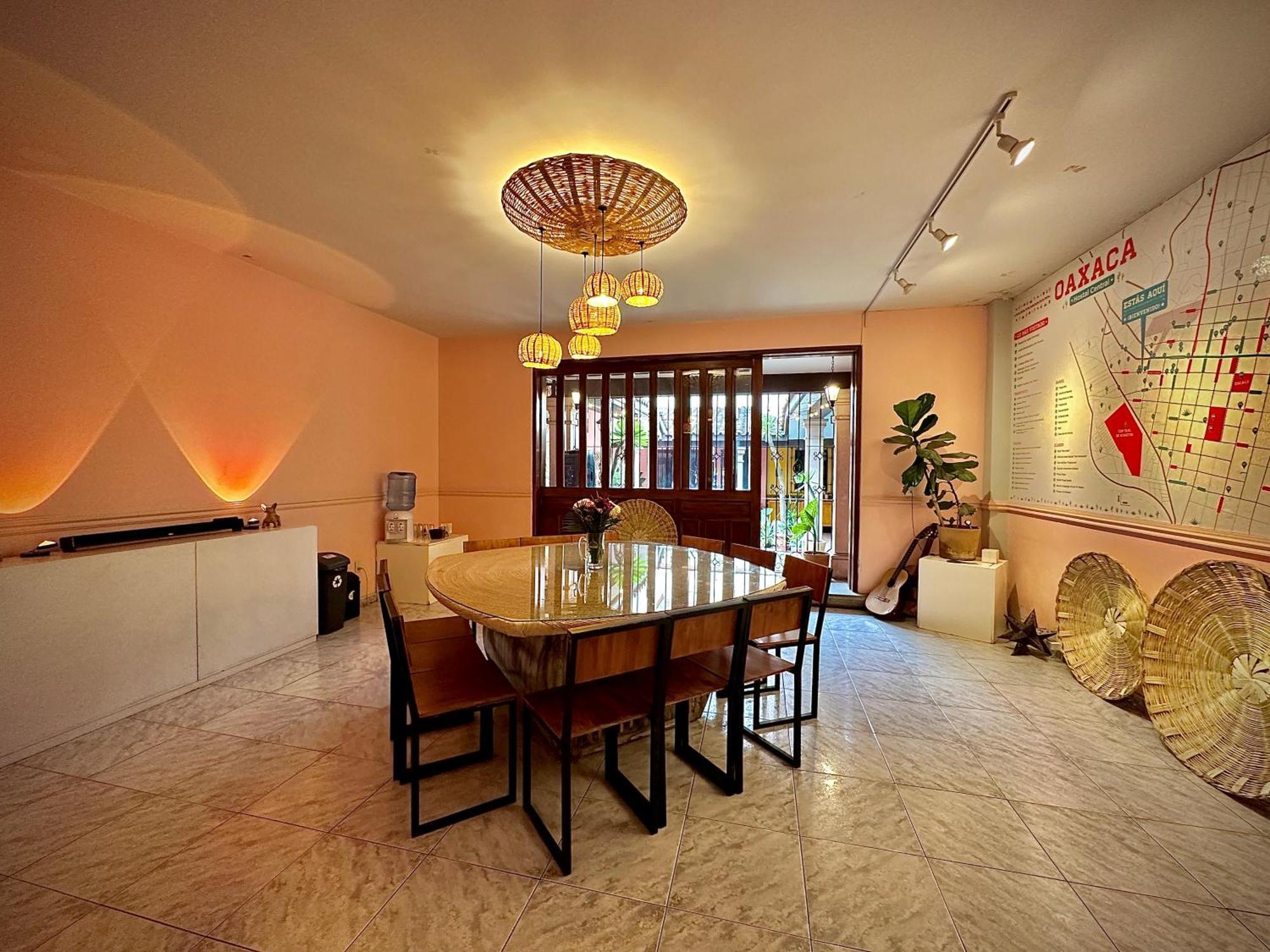 Hostal Central Oaxaca Luaran gambar